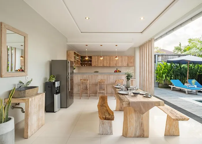 ☆ Larissa ☆ 2br Pool Kuta Petitenget