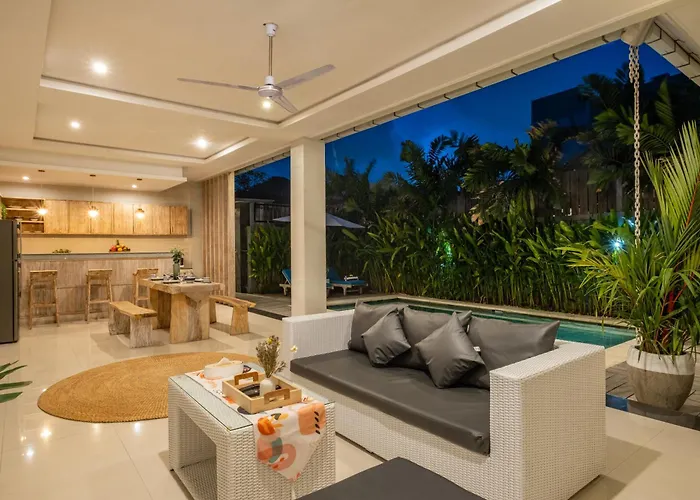 ☆ Larissa ☆ 2br Pool Kuta Petitenget *