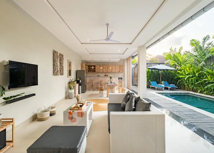 ☆ Larissa ☆ 2br Pool Kuta Petitenget *