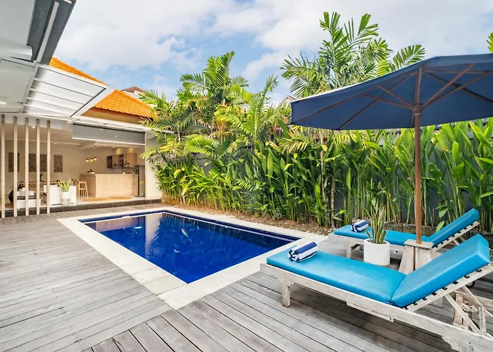 ☆ Larissa ☆ 2br Pool Kuta Petitenget * 塞米亚克