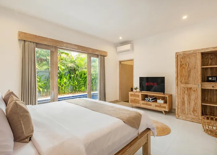 别墅 ☆ Larissa ☆ 2br Pool Kuta Petitenget 塞米亚克